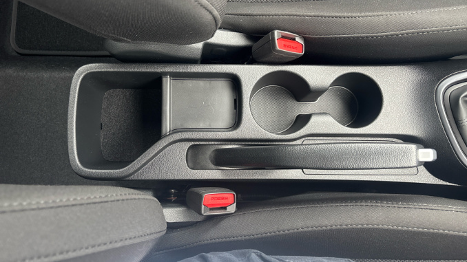 Hyundai i20 1.0T GDi 90 Element 5dr Petrol Hatchback - Image 30